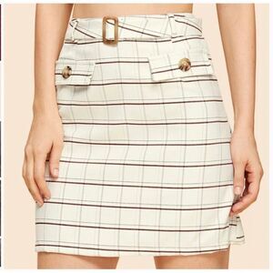 NEW Super Cute Plaid Skirt